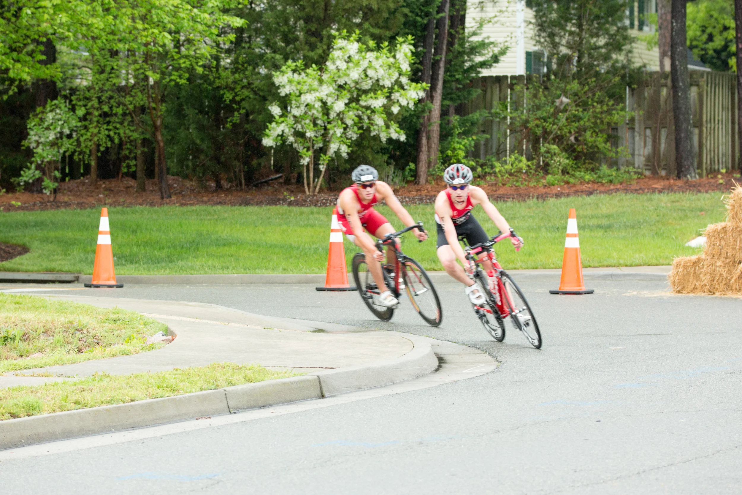 JR ELITE MALE 120160501.jpg