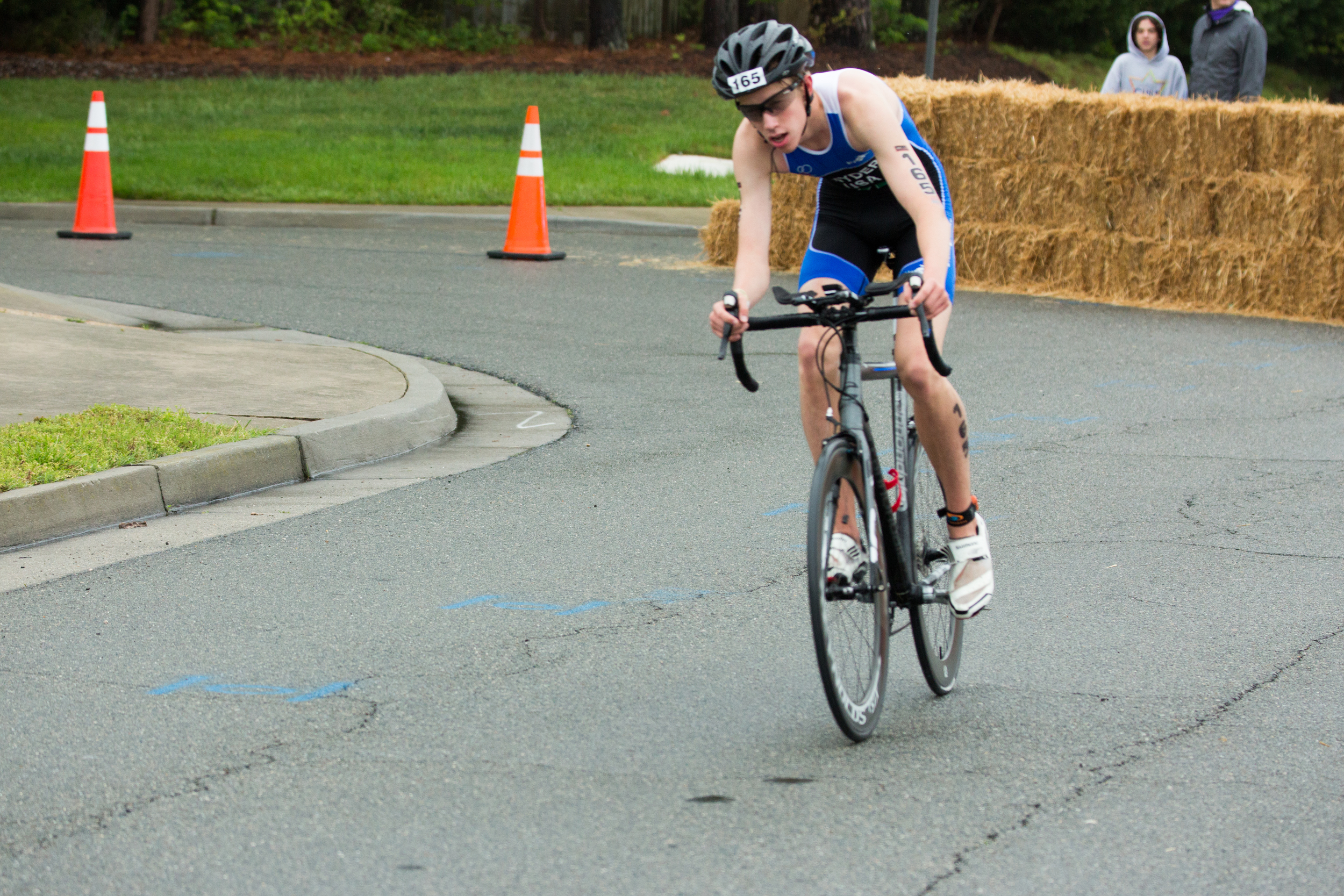 JR ELITE MALE 155160501.jpg