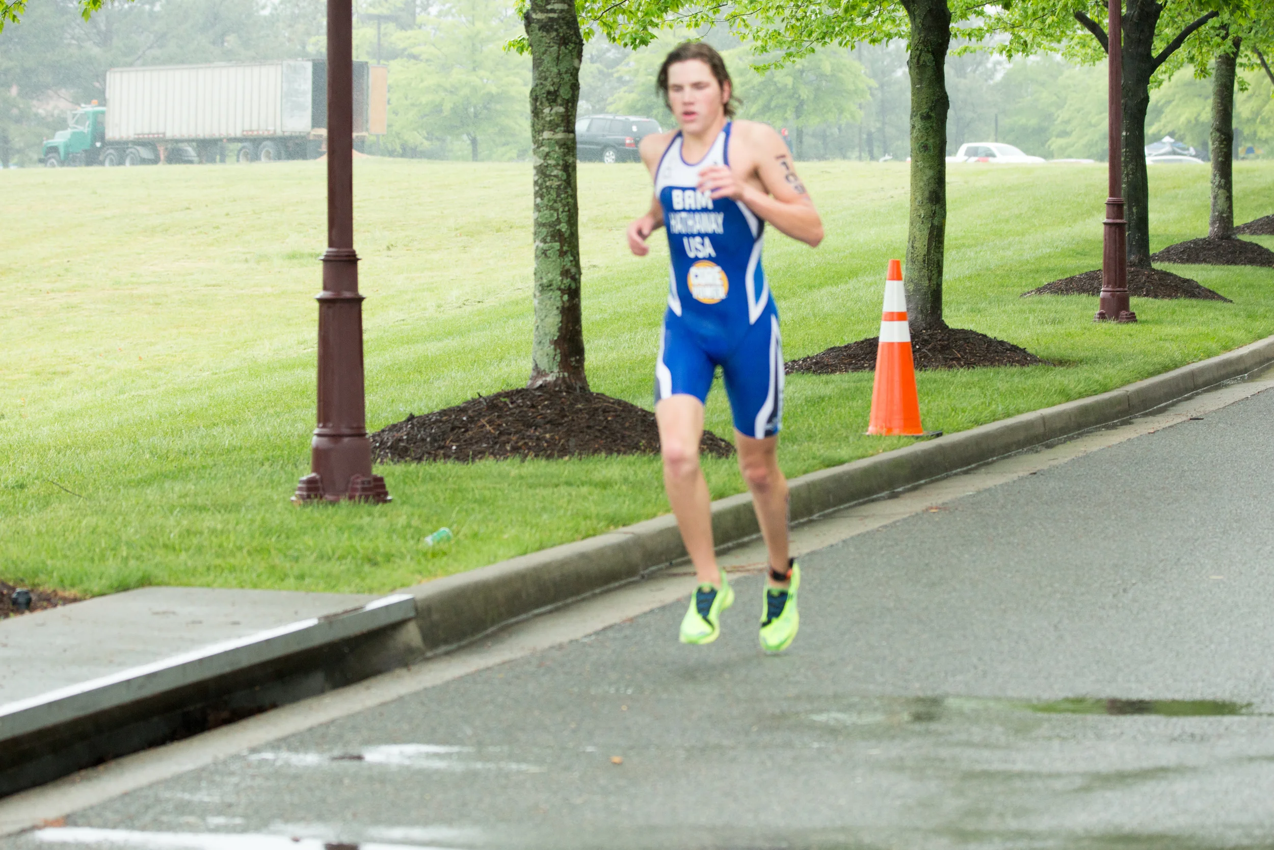 JR ELITE MALE 242160501.jpg