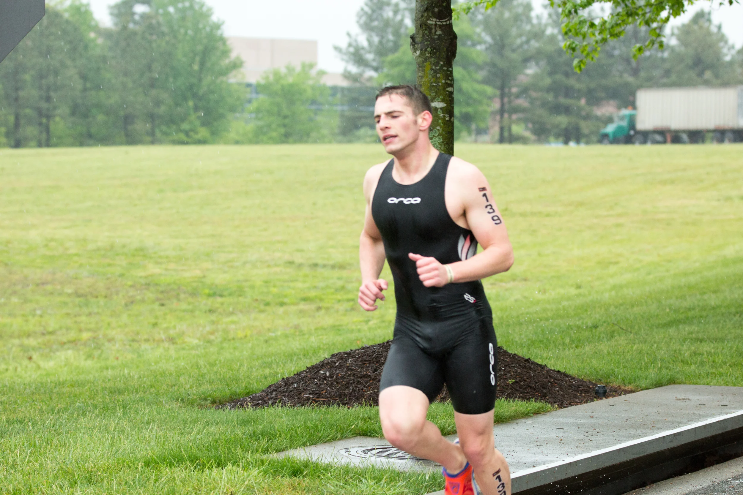 JR ELITE MALE 261160501.jpg