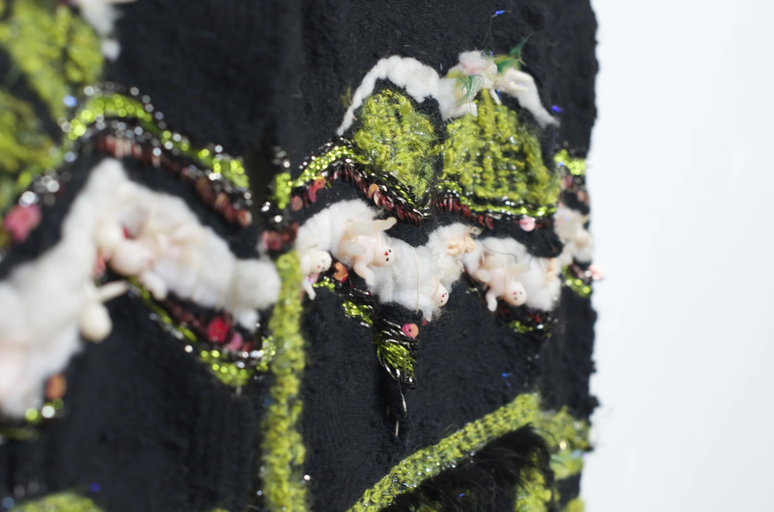 Rooted Fam: mid detail