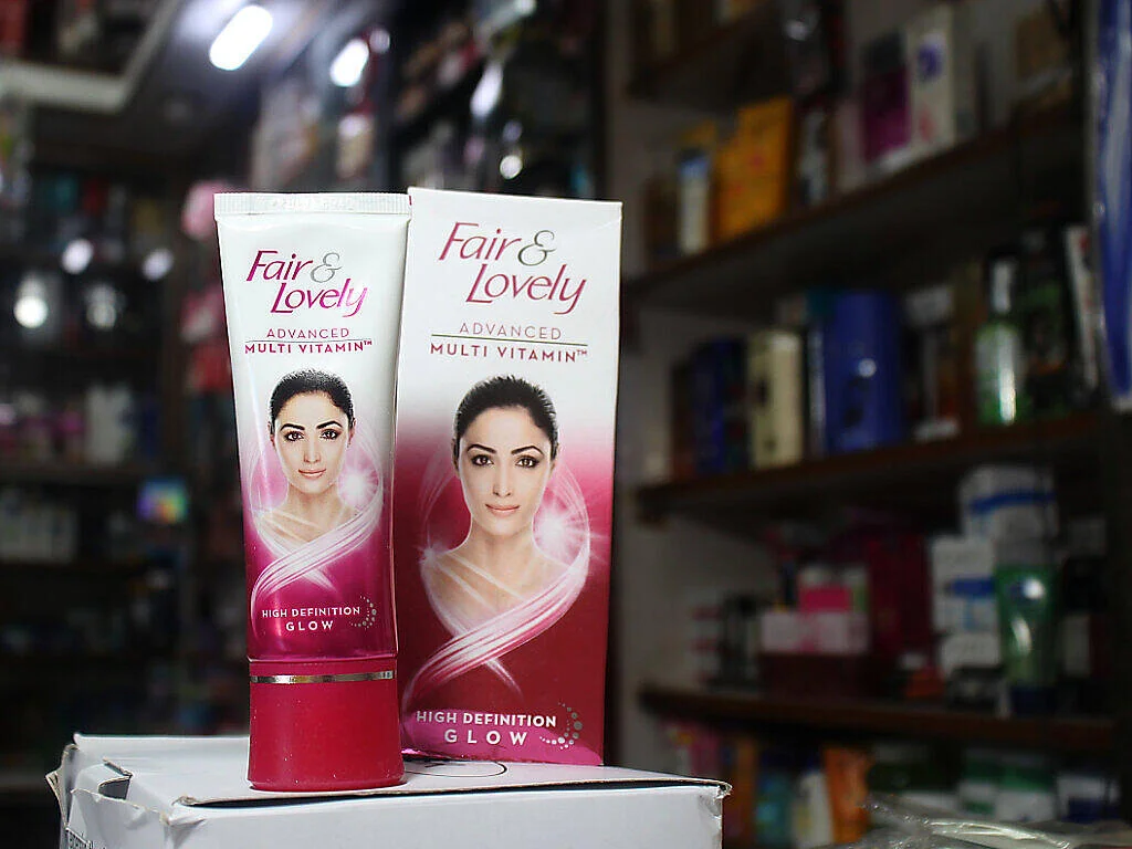 Hellere Haut Mit Creme Von Der Debatte Um Rassismus Und Kosmetik Gioia Forster