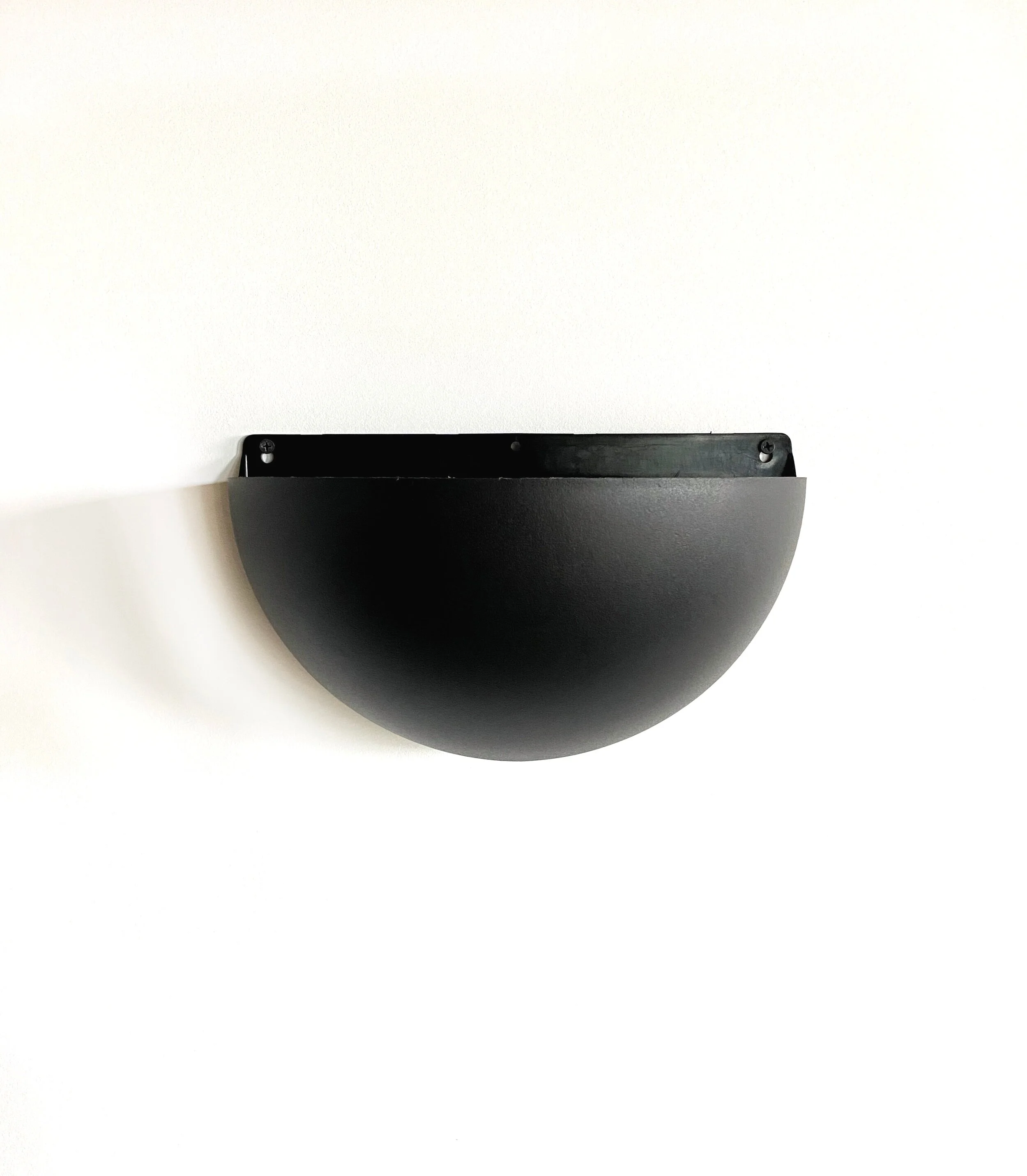 wall+sconce_black_front.jpg