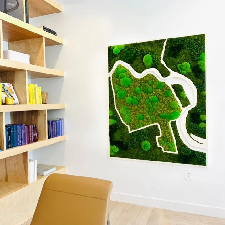 One of our favorite details about this moss map is that it&rsquo;s made from two separate frames. The negative space between them forms the Scioto River. 
🌿
We loved collaborating with @sketchbluewow to create this unique map of Franklinton for our 