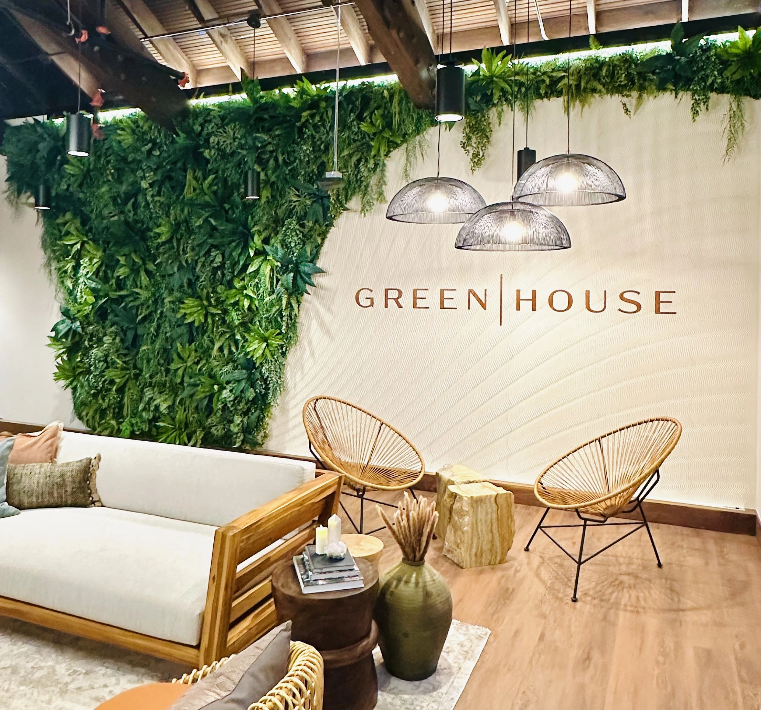 replica green wall