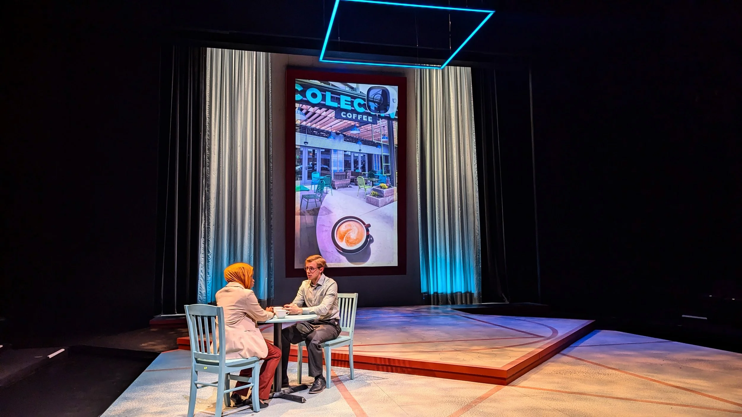 Hijabis_000108775 (1).jpg