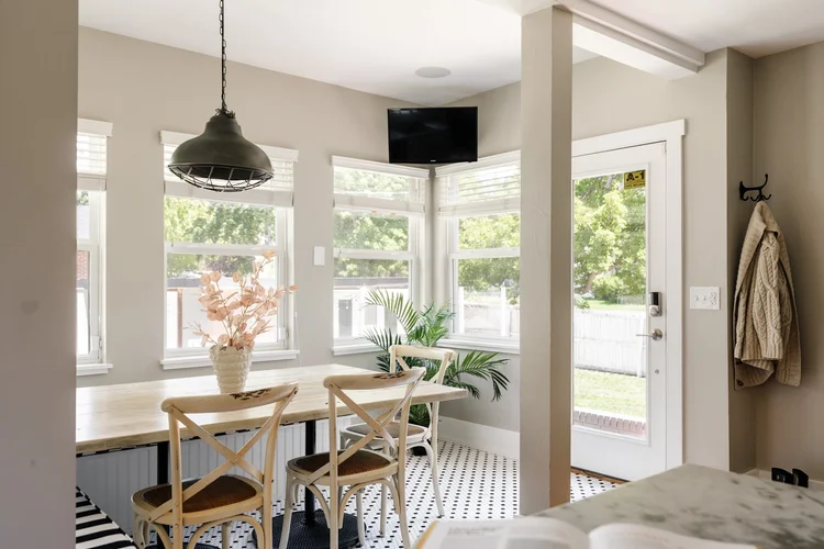 Kitchen nook