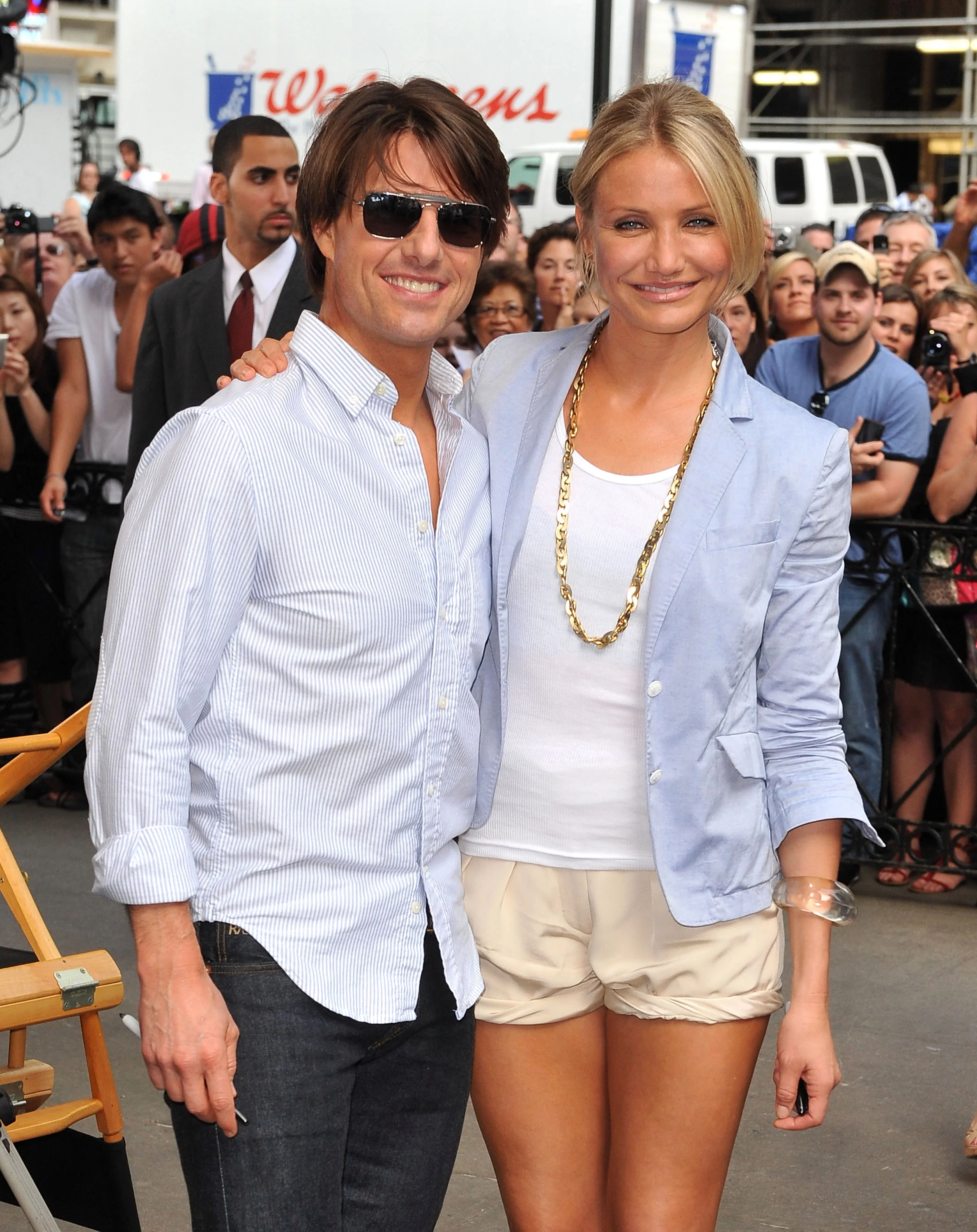 98746993JD009_Celebrity_Sig.JPG