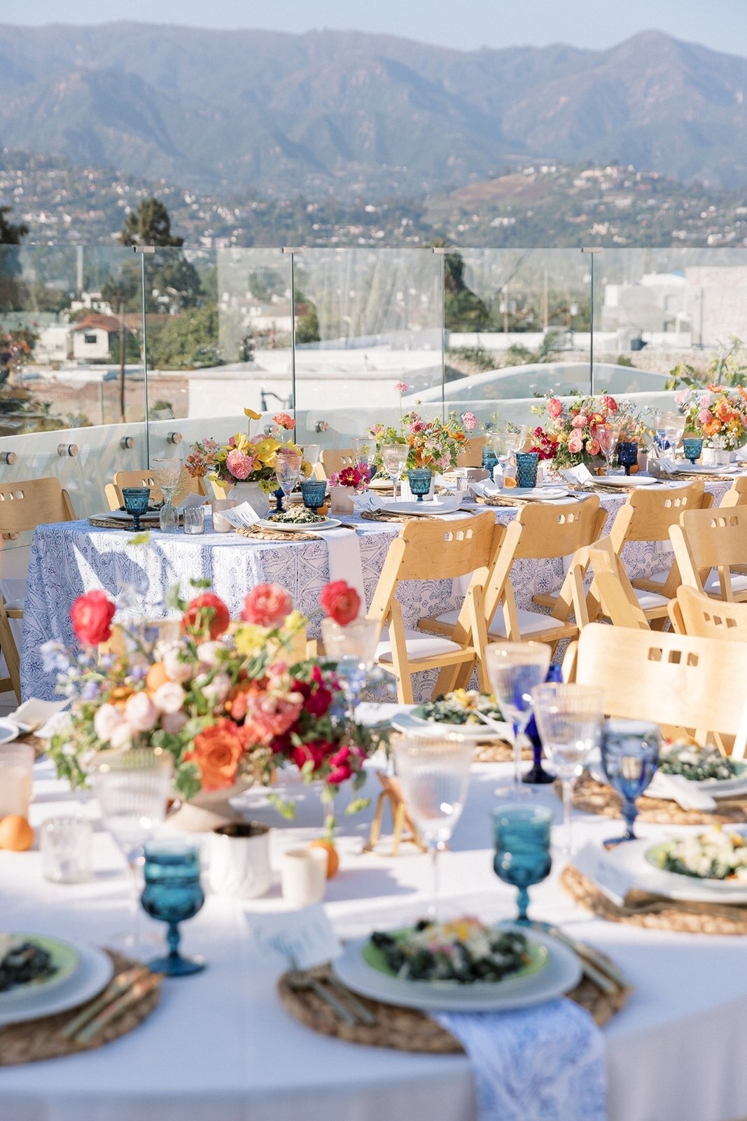 Summertime.

Photography: @boybrooklyn_
Planning: @amazingdaysevents
Venue: @moxisb
Rentals: @brighteventrentals, @otisandpearl .
.
.
.
.
.
.
#brightfloral #brightfloraldesign #santabarbarawedding #bridalinspiration #weddingflowers #floralinspo #wedd