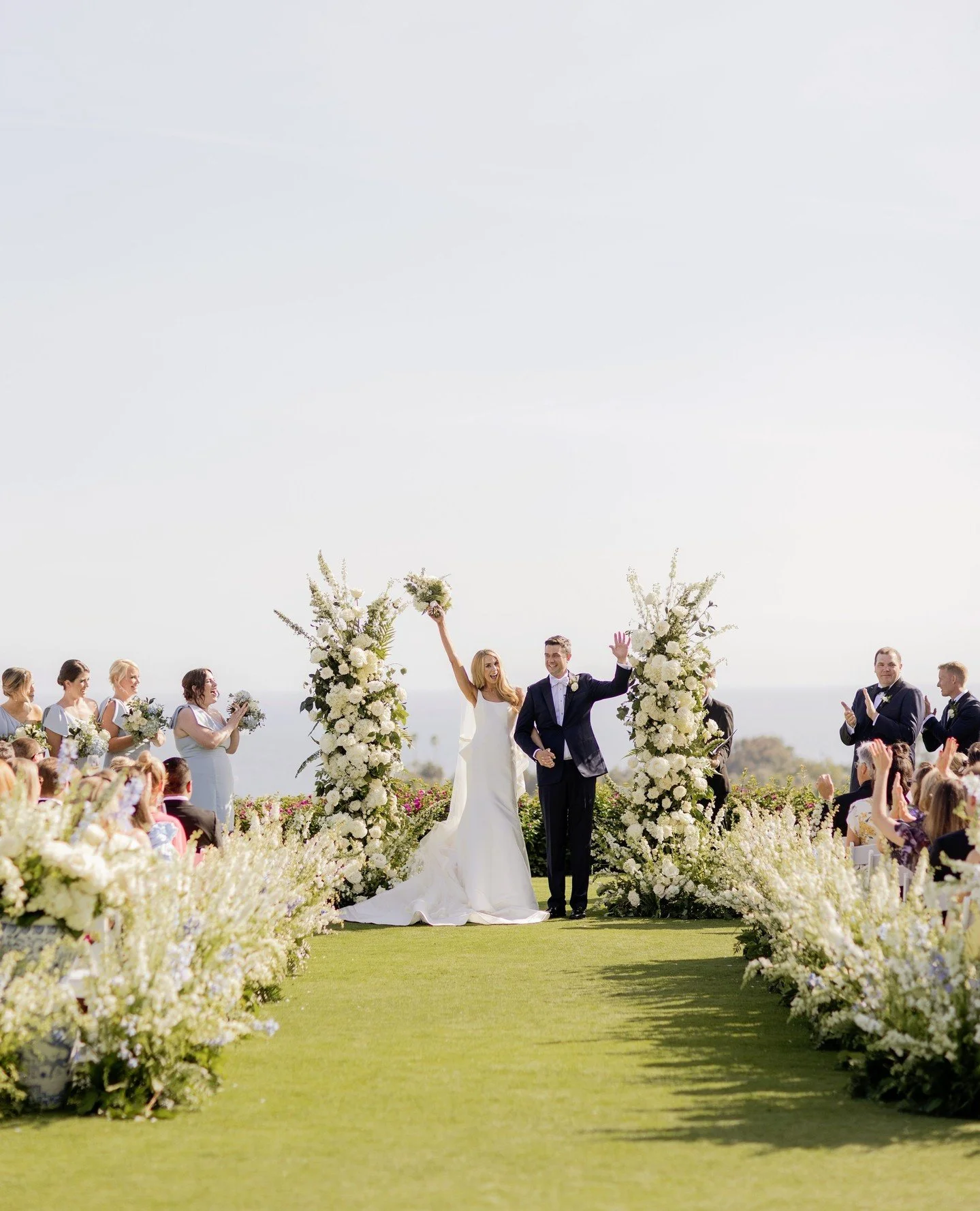 Classic whites and blues for Erin and Ben. ⁠
⁠
Planning and Design: @blissproductions⁠
Venue: @montecitoclub⁠
Floral Design: @bright_floral⁠
Photographer: @chardphoto⁠
Rentals: @brighteventrentals @theark_⁠
Hair &amp; Makeup: @teamhairandmakeup⁠
.⁠
.