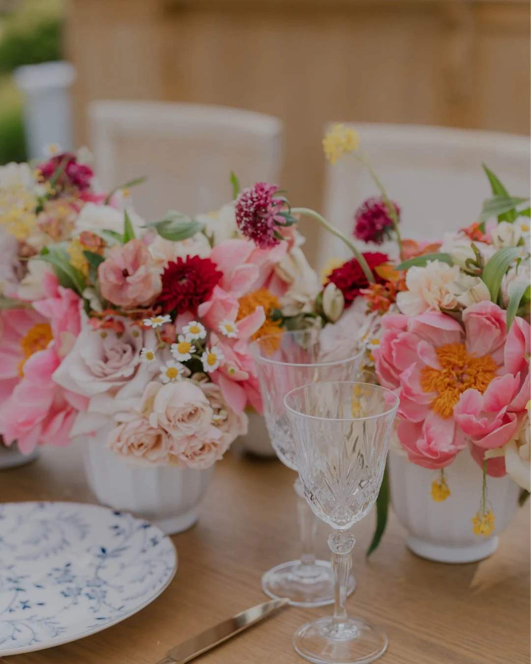 Planning and Design: @blissproductions⁠
Venue: @latarantella_gfv⁠
Floral Design: @bright_floral⁠
Photographer: @breahnataylorphotography⁠
Rentals: @townandcountry_eventrentals⁠
Lighting: @bellavistadesigns⁠
Linens: @bbjlatavola⁠
.⁠
.⁠
.⁠
.⁠
.⁠
⁠#brig