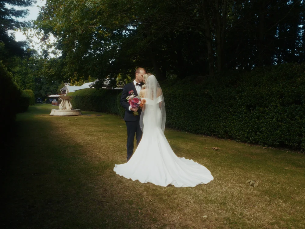 SiobhanandMikeWedding_stillfromvideo_114.jpeg