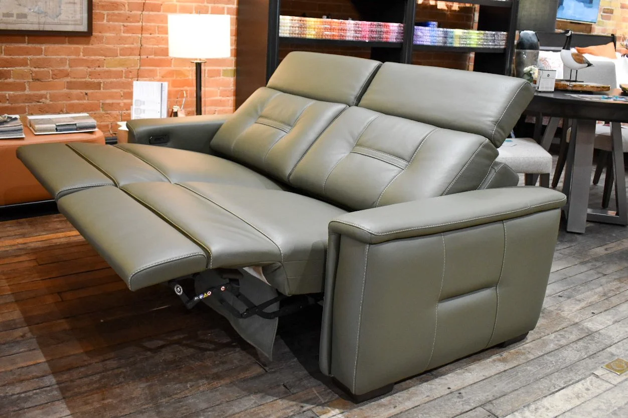 Fornirama 'Classic' Reclining Sofa