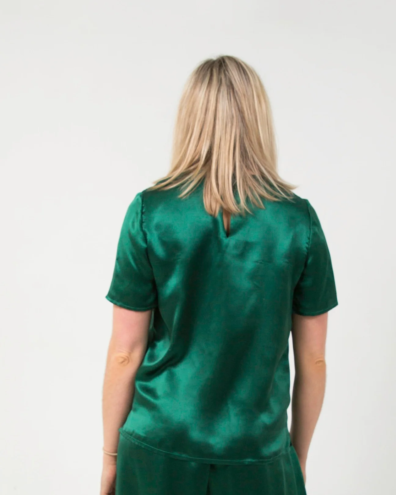 NR+Green+Trousers+%2B+Green+T+Back.jpg