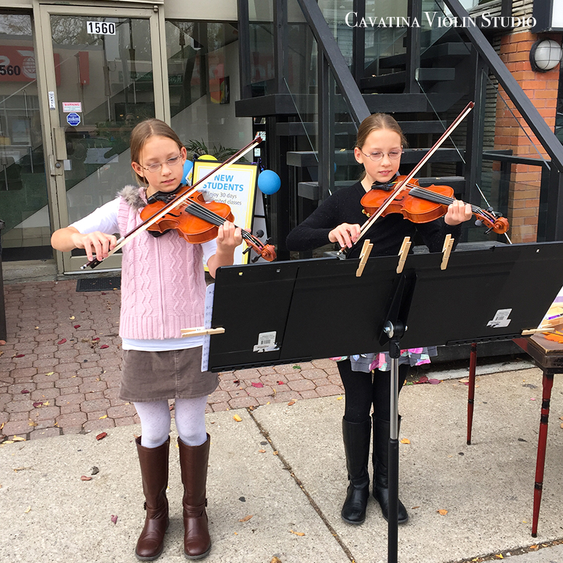 Phoebe and Jasmine performing at October Apple Fest.
