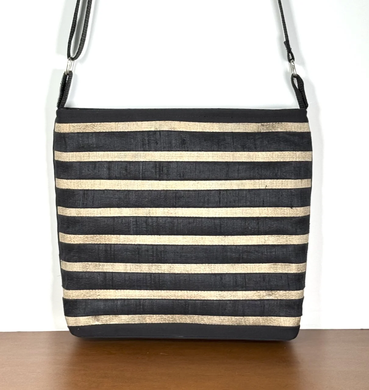 Beige stiped bag-front.jpeg