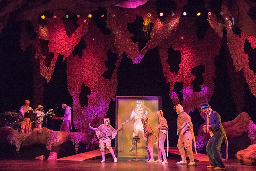Naked Mole Rat Gets Dressed: The Rock Experience . Photo by Owen Carey.