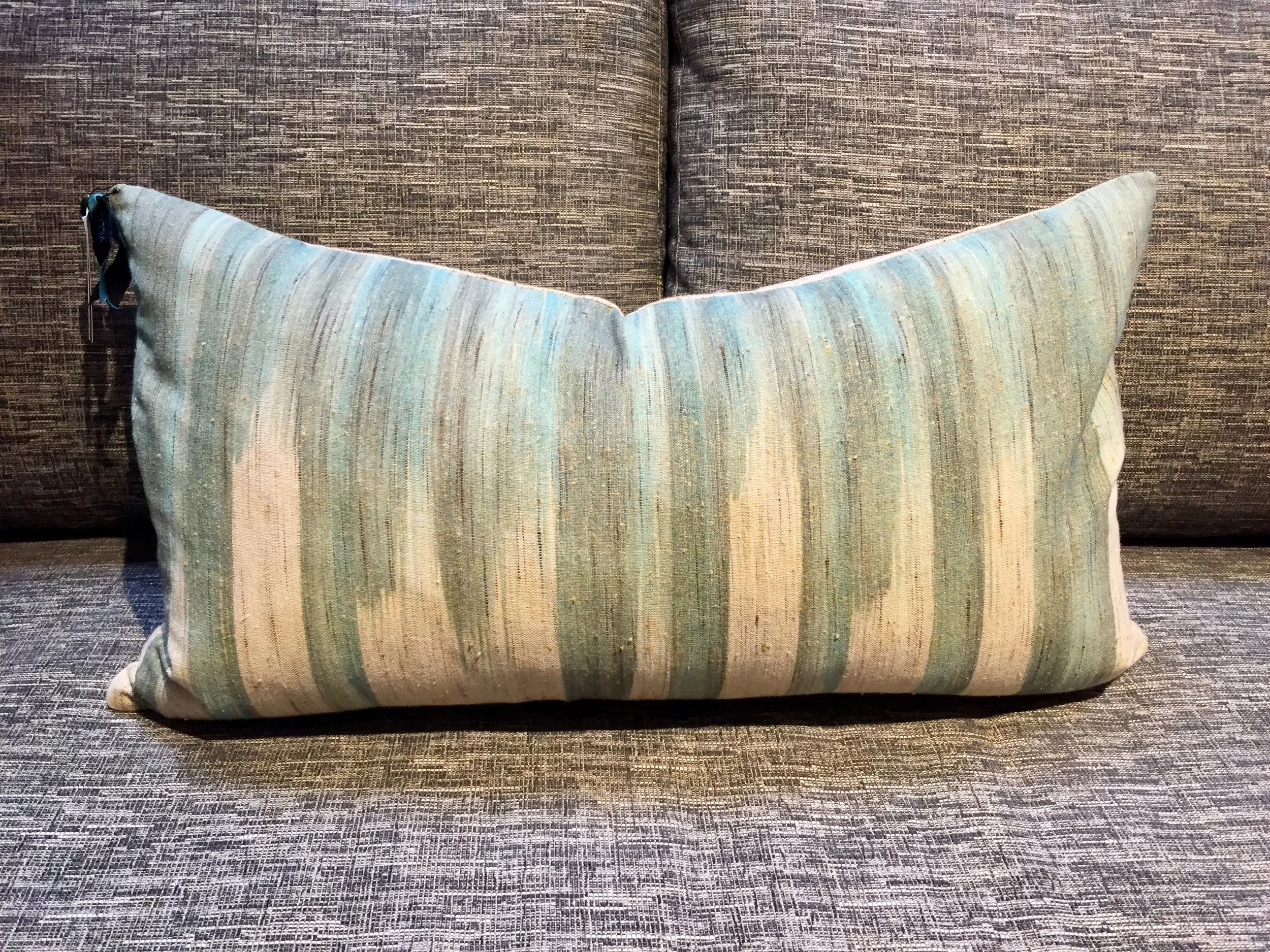 Hani Tidal Pillow