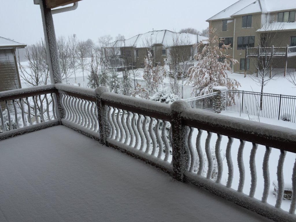 4-snowy deck.jpg