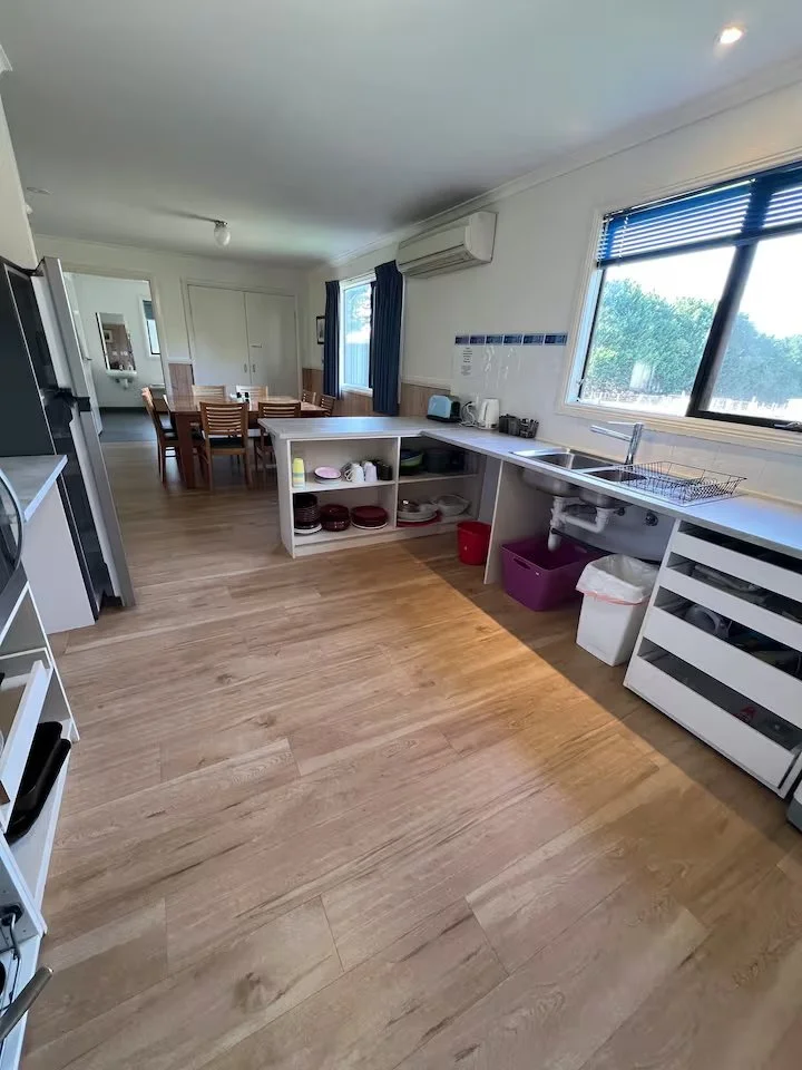 Hollydene - Kitchen.jpeg