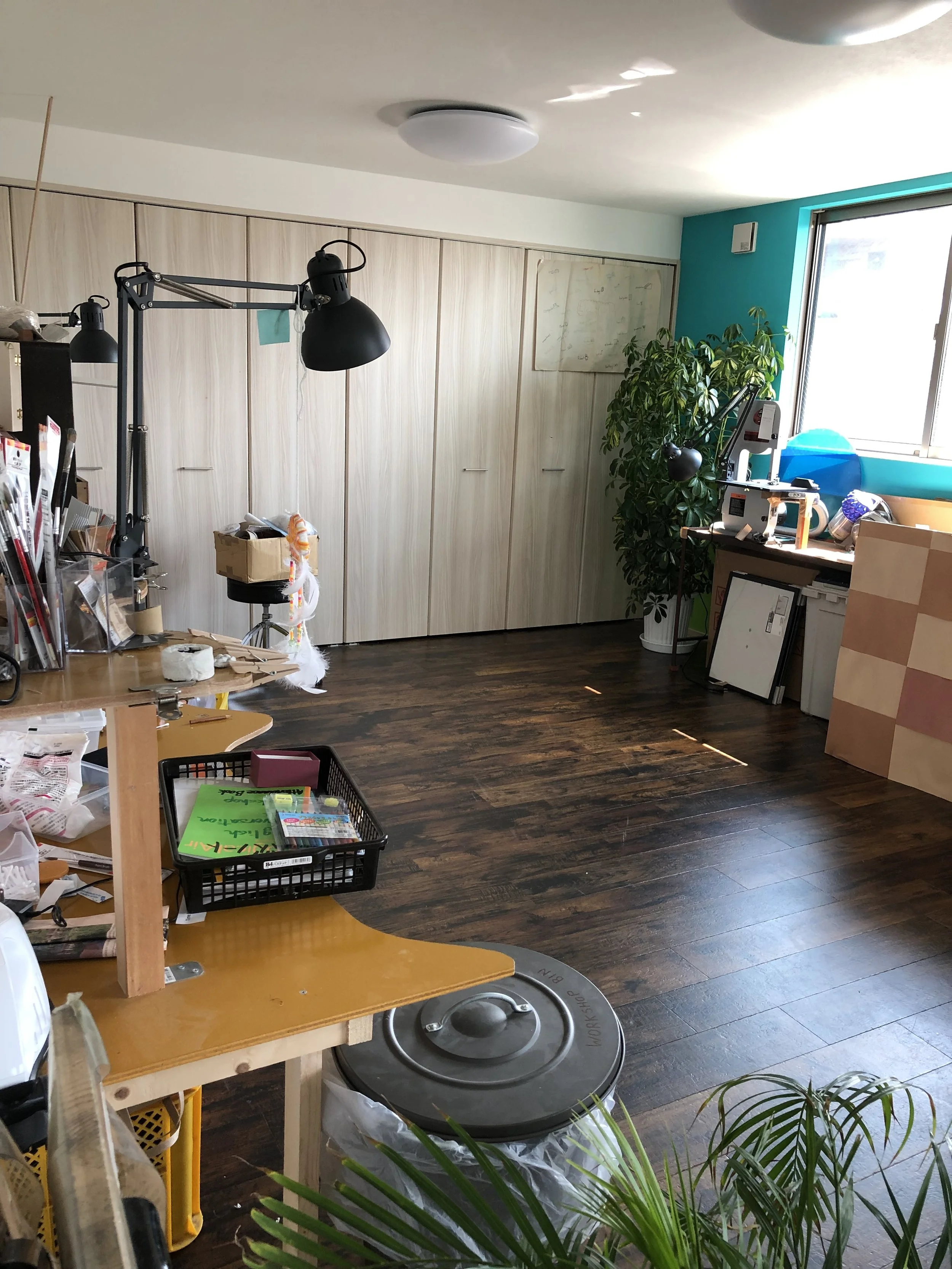 BKI-Preschool/workshop-craft-space-window.png