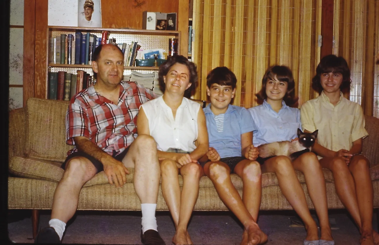 KNAPP EdgewoodFamily.jpg