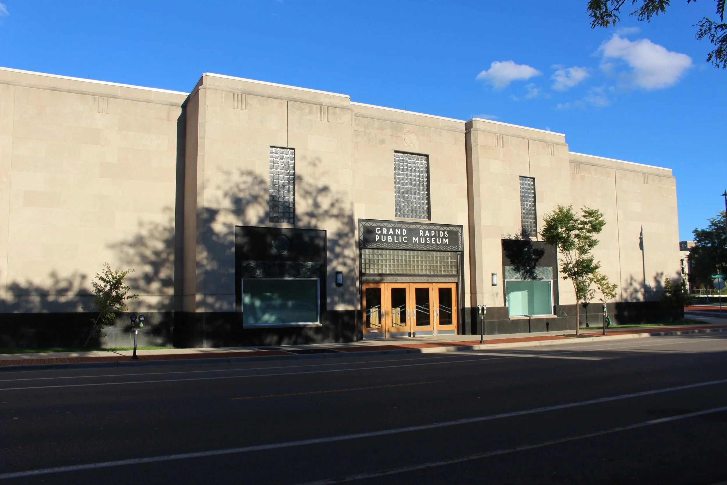 ROGER ALLEN, AIA
