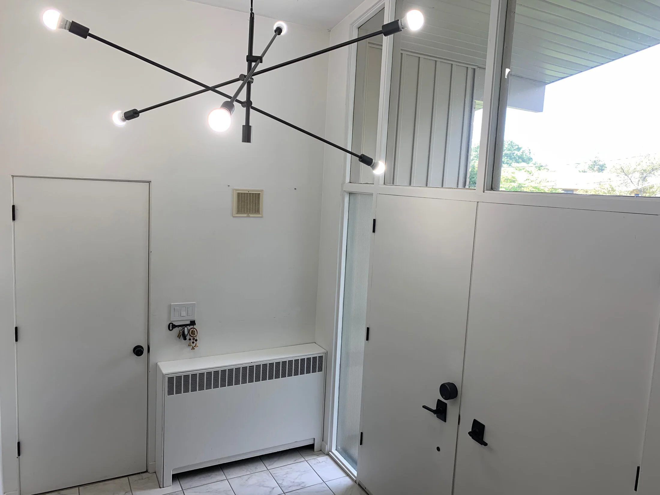 ENTRY HALL AND LIGHT FIXTURE.jpg