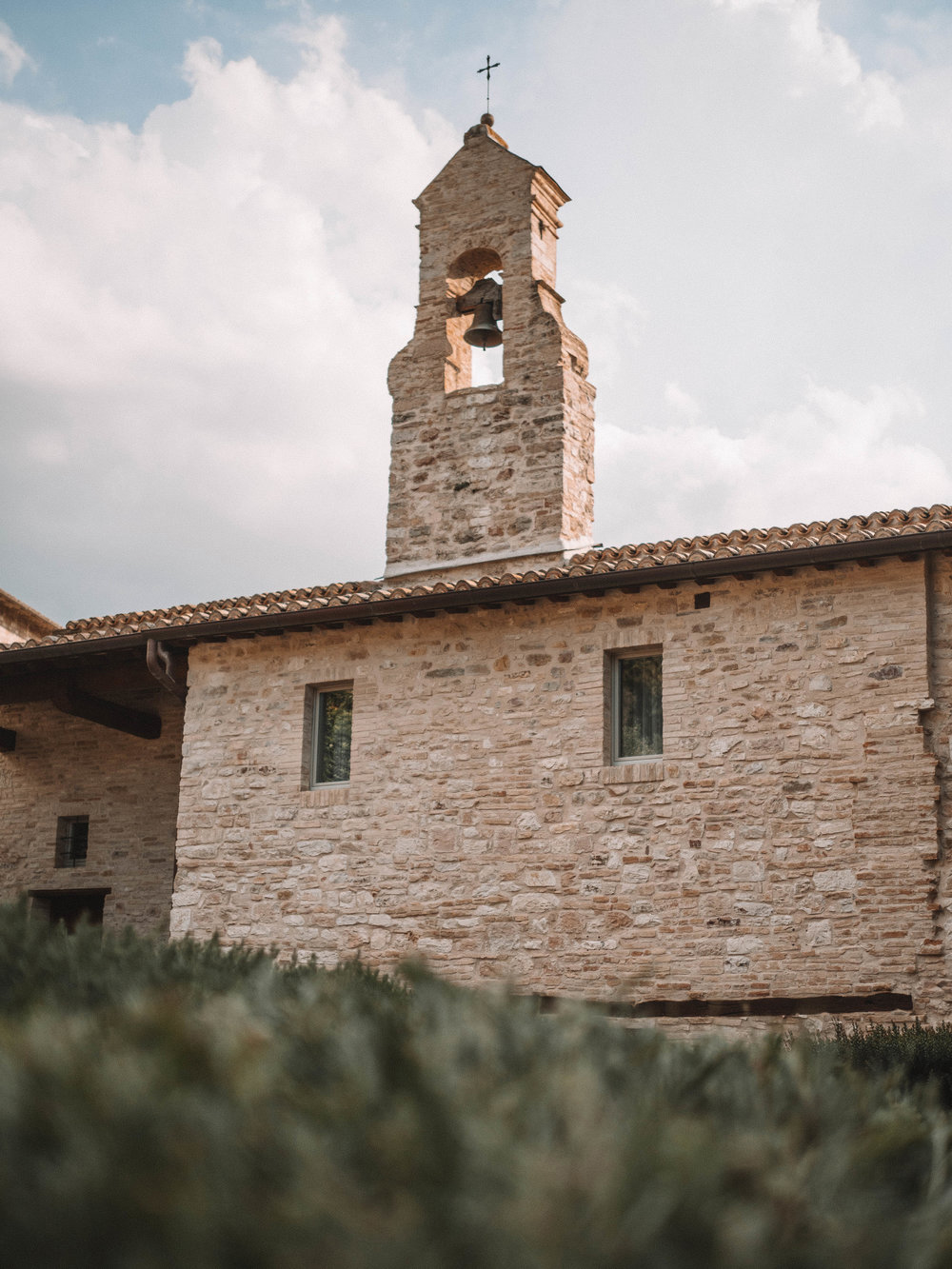 Well+Travelled+Bride+Italy+Honeymoon+Nun+Assisi+Relais+&+Spa+Museum1.jpeg