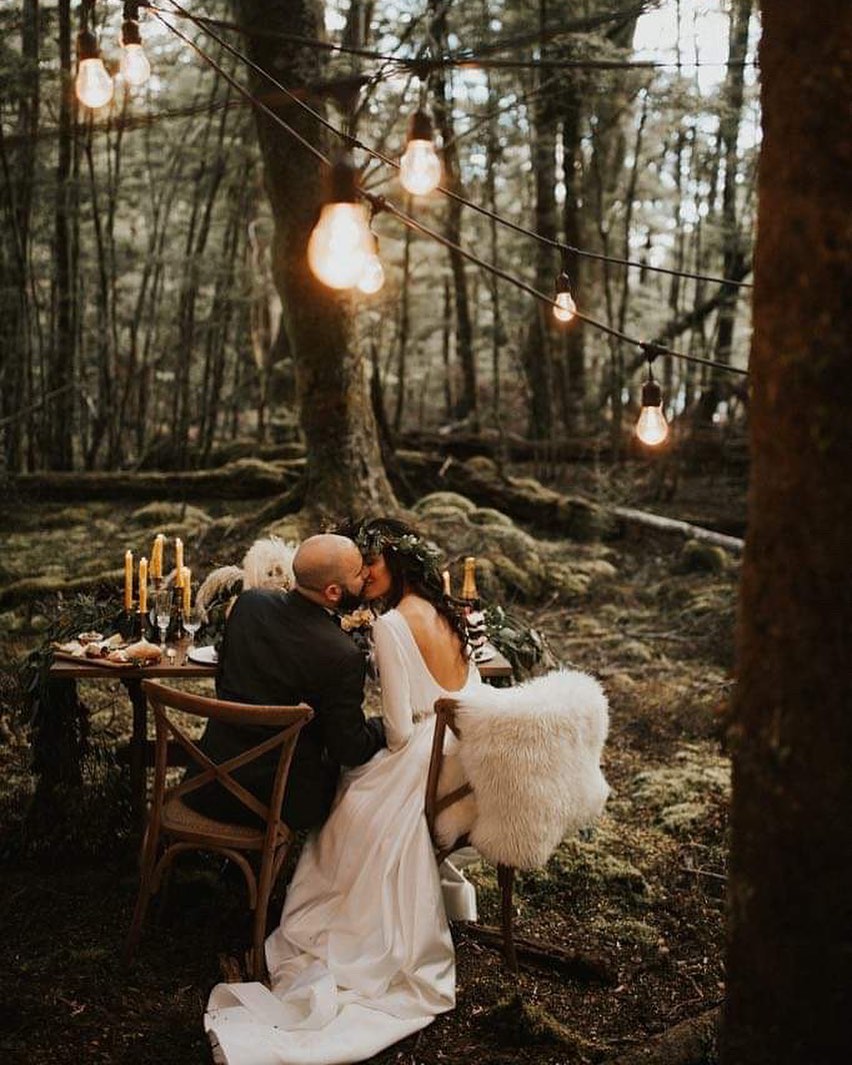 4 Well Travelled Bride Kate Roberge Photography Wedding Photographer Lake Wanaka.jpg