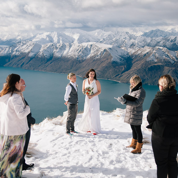 2+Well+Travelled+Bride+Gwen+Hendry+Wedding+Celebrant+Lake+Wanaka.jpg