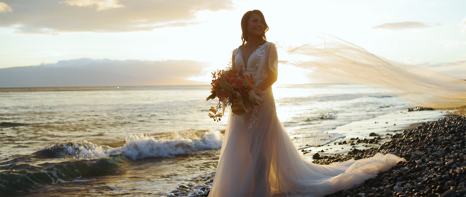 Well Travelled Bride Hawaii Destination Wedding Videographer Zeb Films 3.png