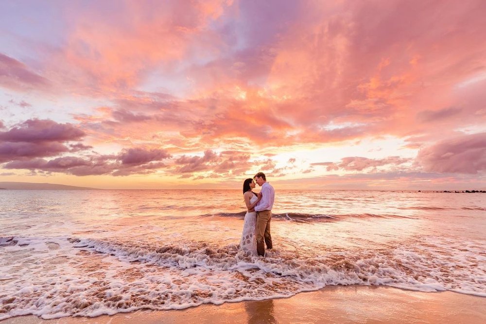Well Travelled Bride Maui Hawaii Destination Wedding Engagement Love Water Photography 3.jpg