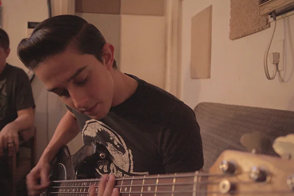 NickDave laying down some bass