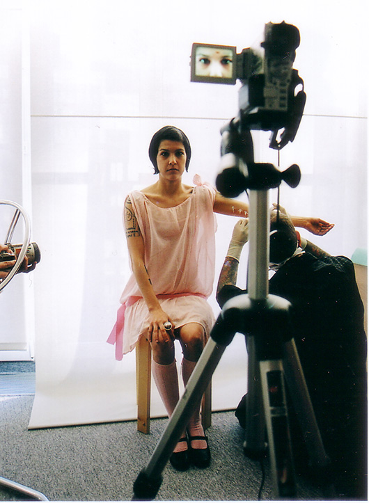 Making of The Rings Vienna, 2005 © Roberta Lima. Photographs Roberta Lima and Ulrike Köppinger. Courtesy of the artist and Charim Galerie.