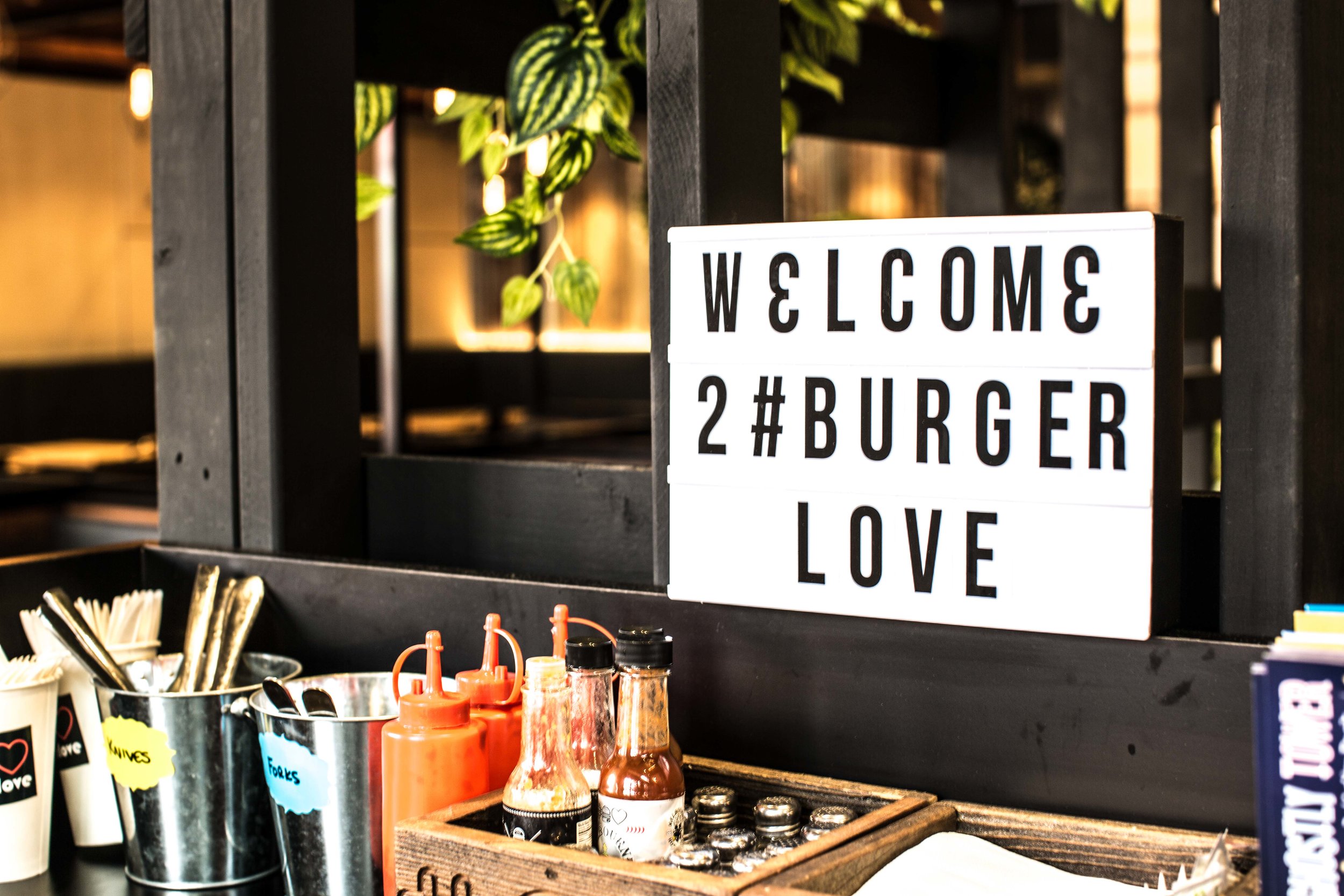 Burger Love Broadmeadows-14.jpg