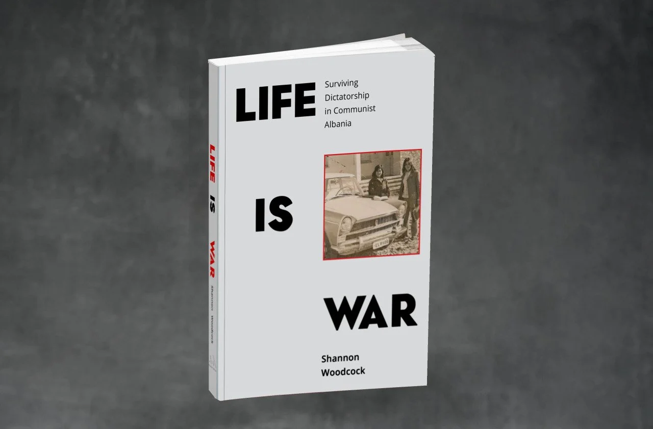 GraphicDesign_Book_Liffe_Is_War.jpg