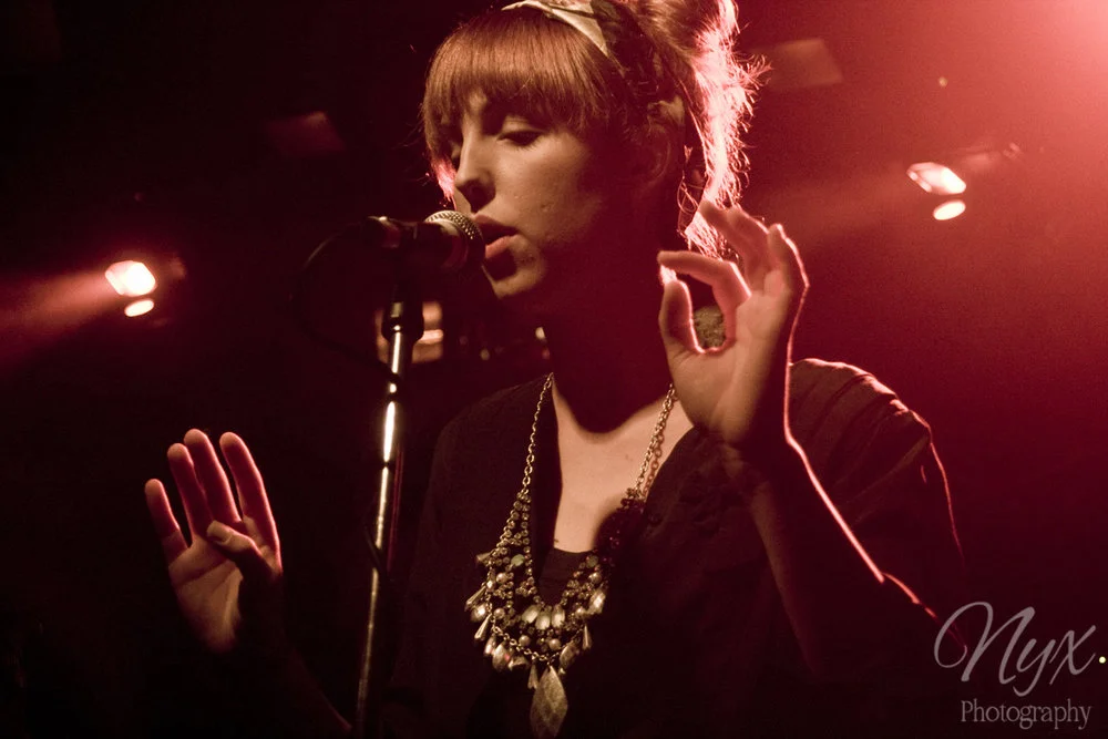 Simone &amp; Girlfunkle at the Rosemount, 2010
