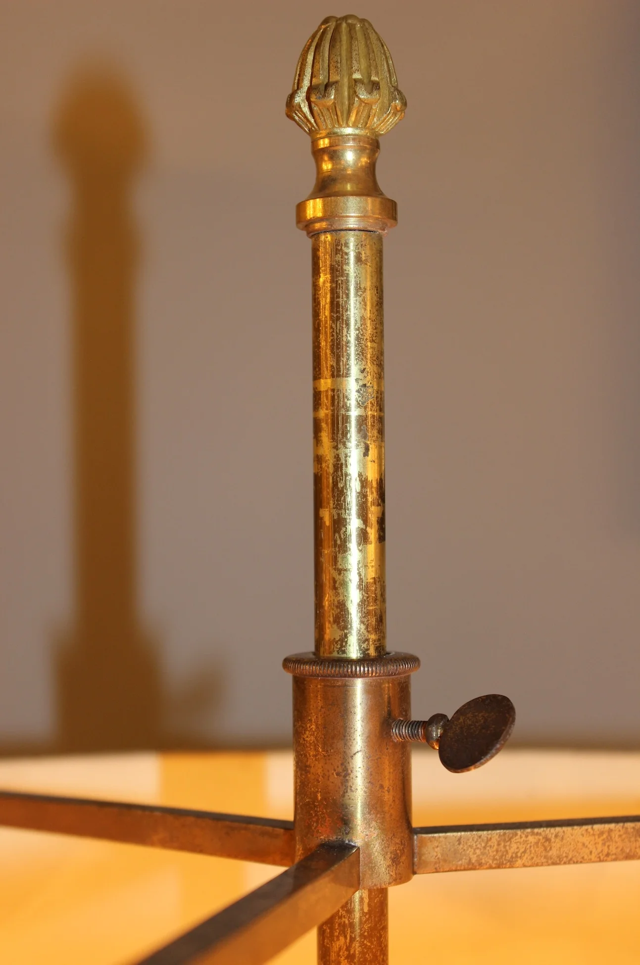 detail1-shade-bronze-maison-charles