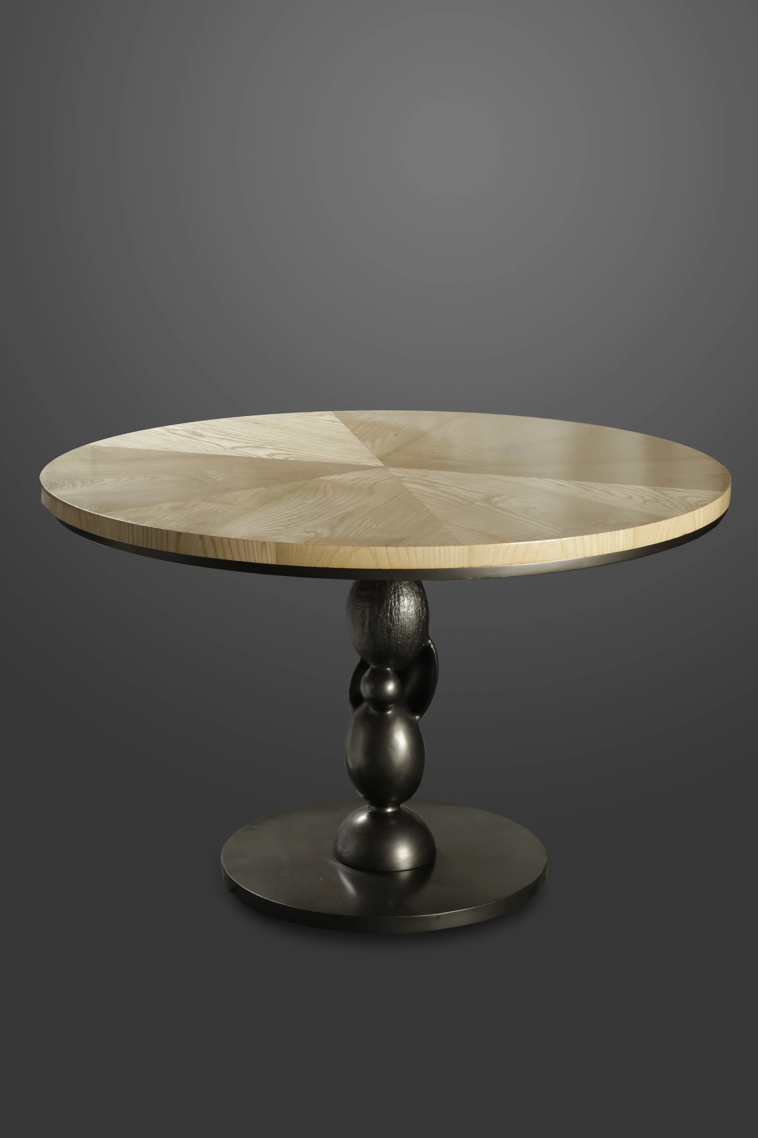 Center table "Nuts"