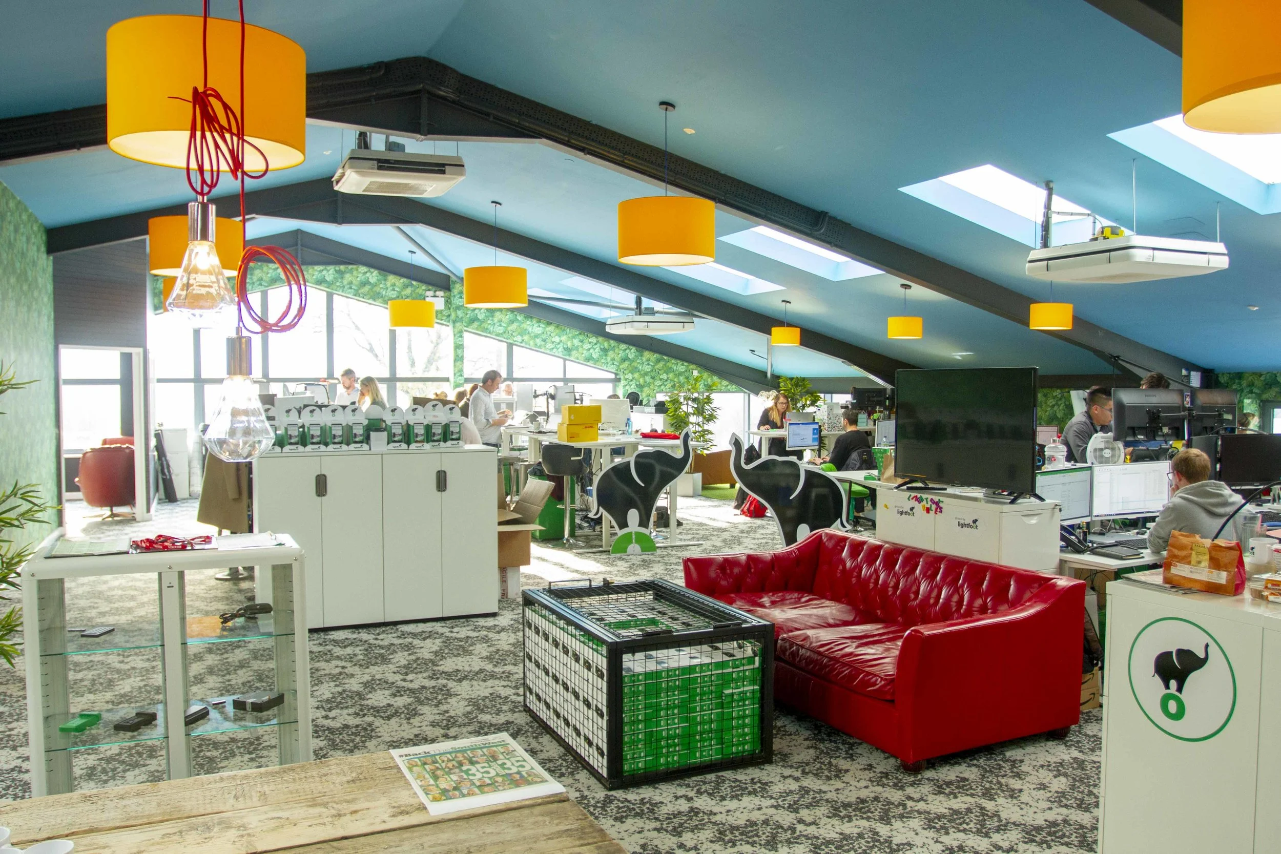 Interior 2_1.jpg