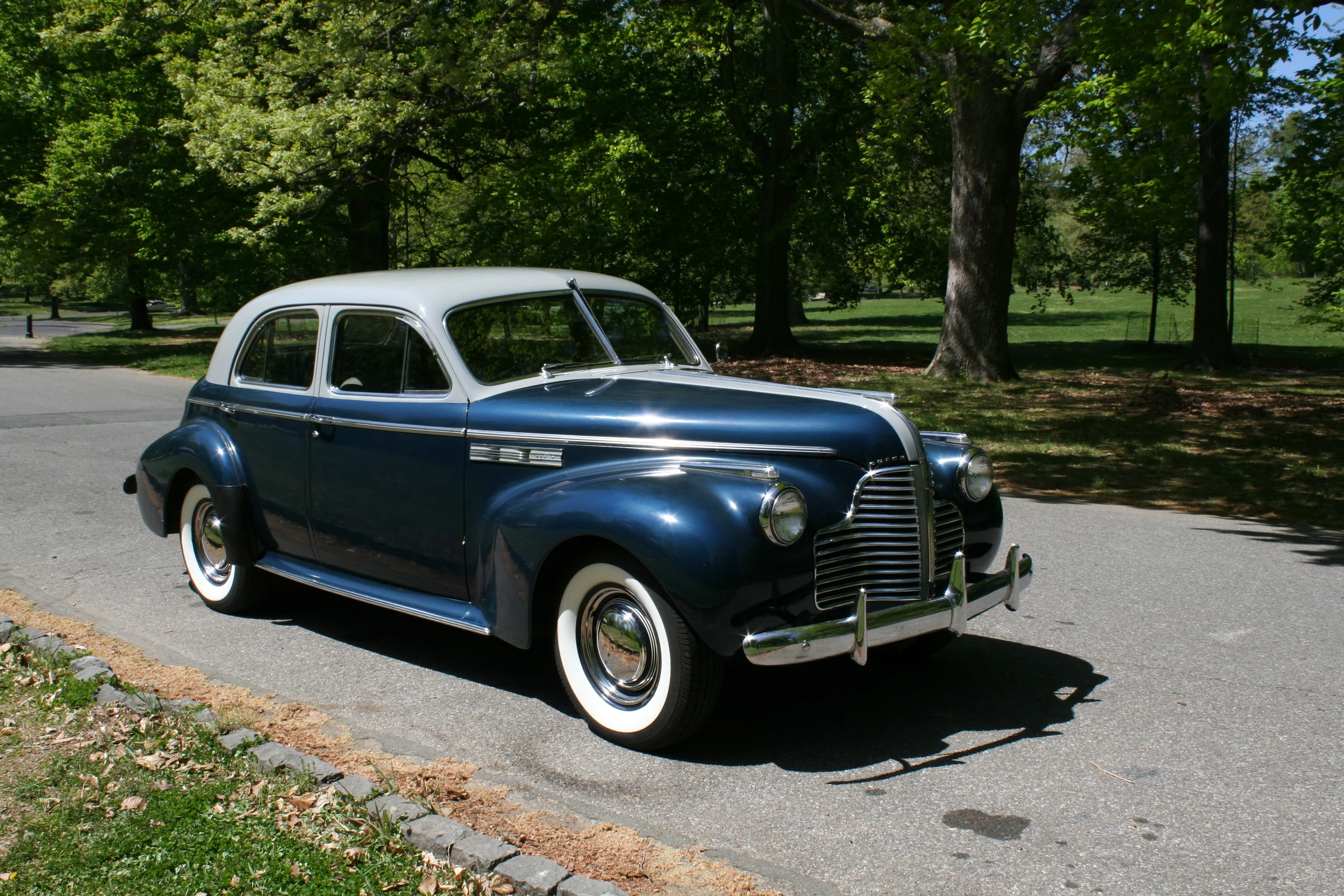 40 Buick Front Angle.JPG