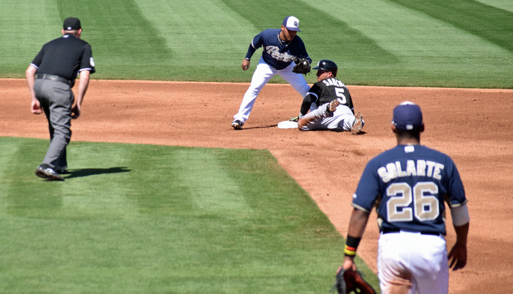 sanchez-stolen-base.png