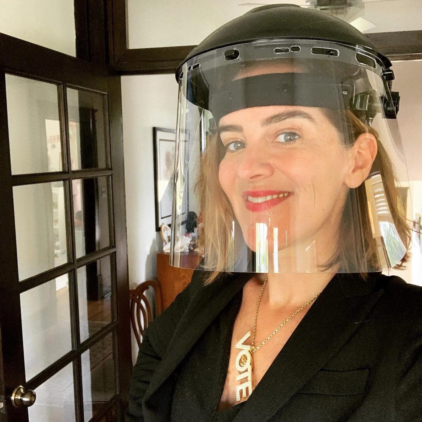 Off to teach the first day of fall semester @vanderbiltu classes. In Covid I have finally found my look: Business casual astronaut (thx @rufusgriscom )
We have 6200 undergrads back on campus&mdash;90 percent of the student body. Nervewracking? More than a little. But I&rsquo;m grateful for the chance to show up for Gen Z. To paraphrase @barackobama &lsquo;s convention speech last week: &ldquo;To the young people...you are this country&rsquo;s dreams fulfilled. You can give our democracy new meaning. You are the missing ingredients. The ones who will decide if our country lives up to its creed.&rdquo; And I&rsquo;ve never been so grateful for polymer shields. #wecandothis