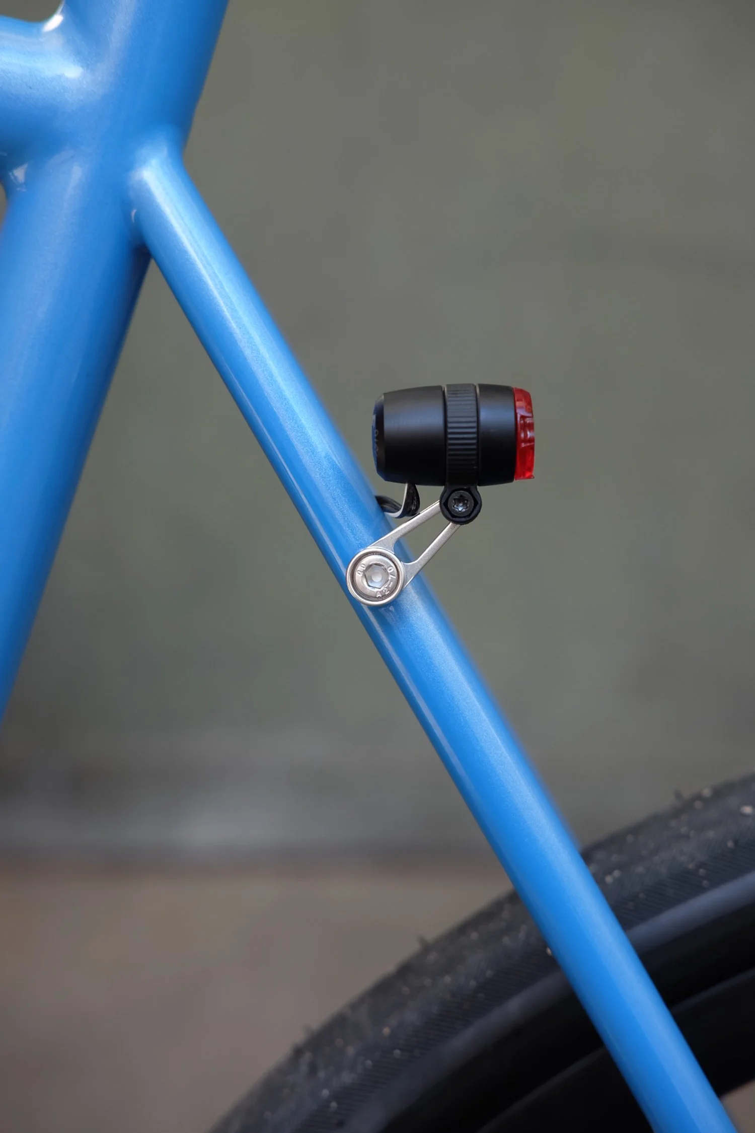 Drust rear light mount gramm tourpacking.JPG