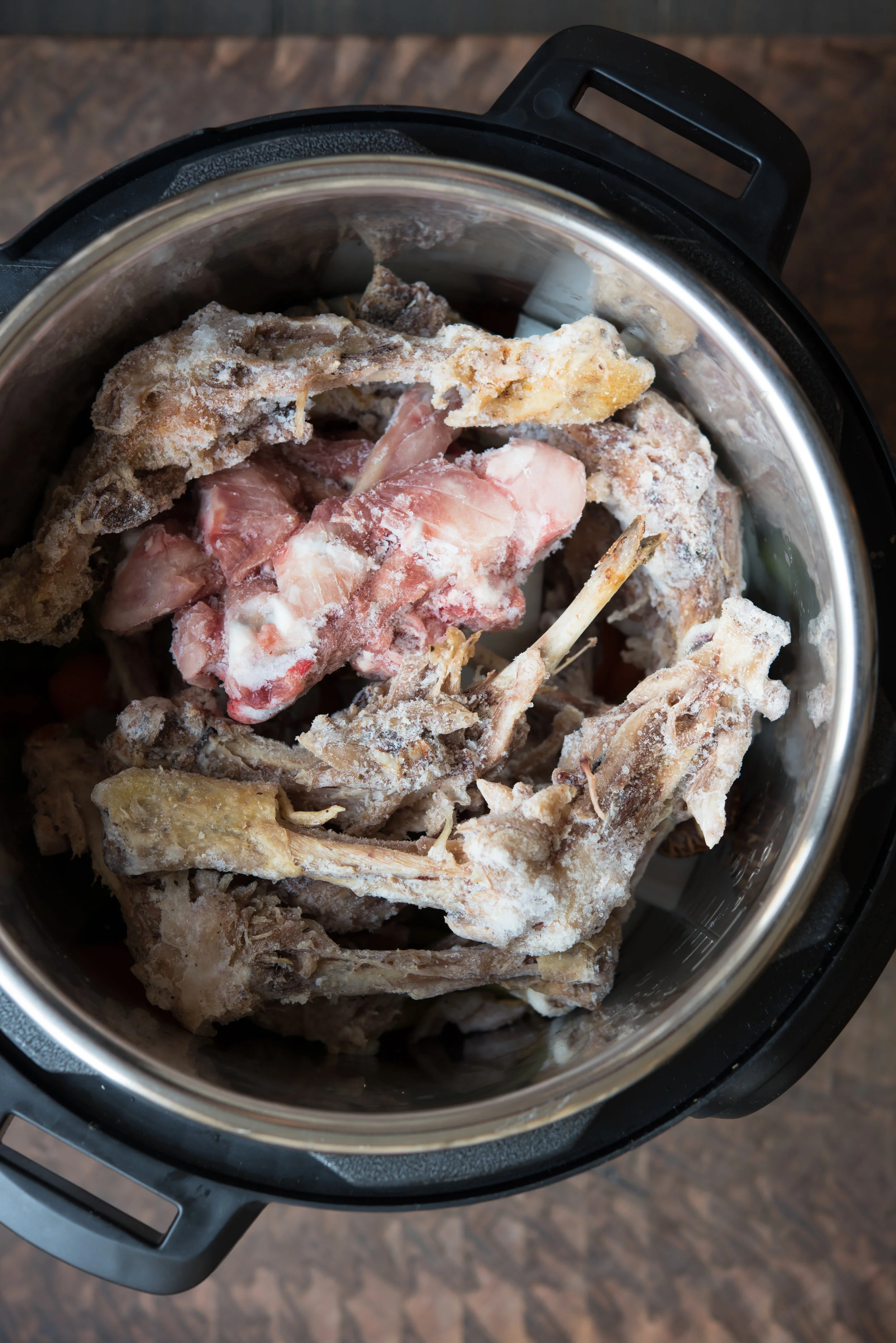 Bone Broth Two Ways Stove Top Instant Pot Saltnpepperhere