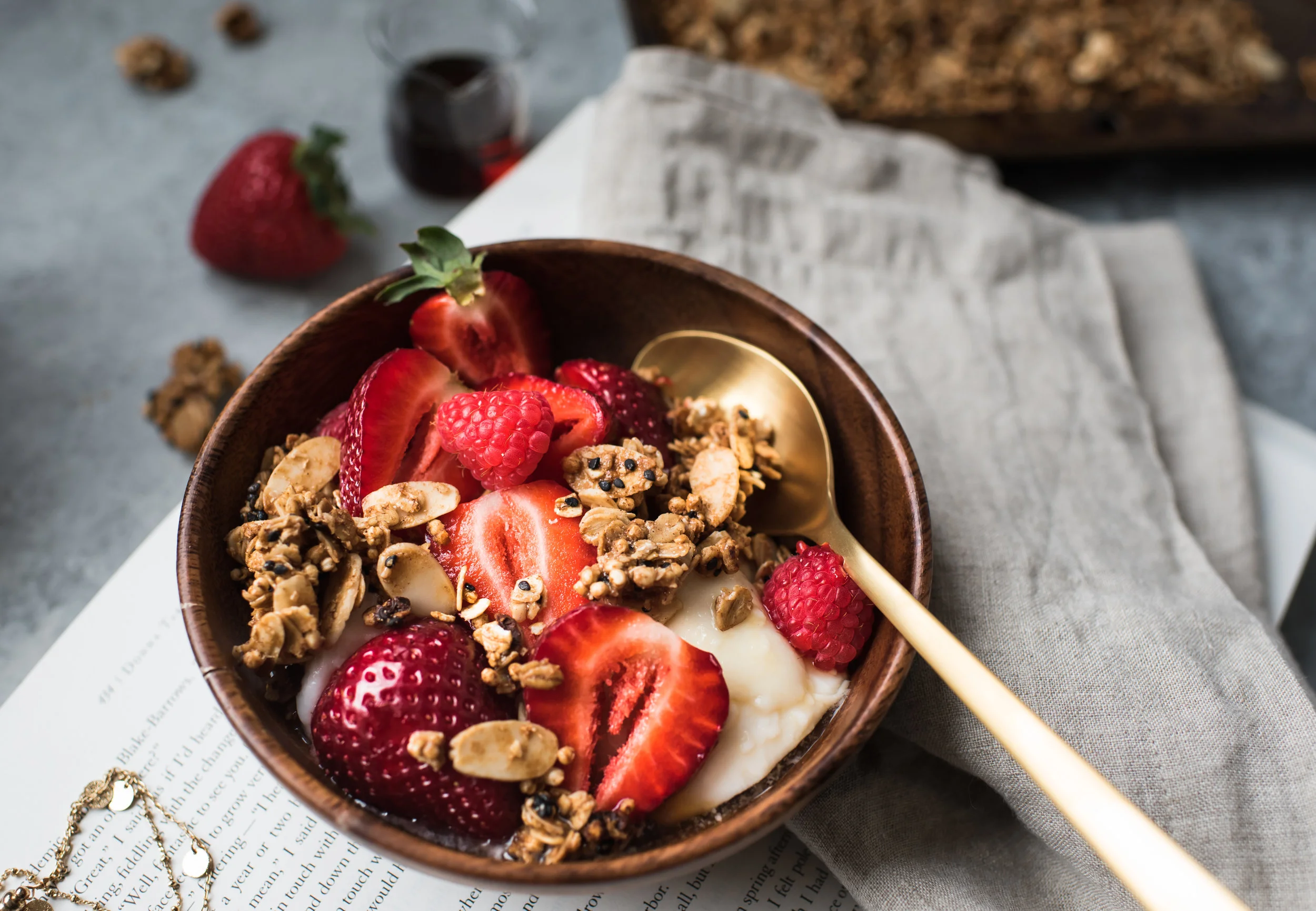 maple tahini granola-4608.jpg