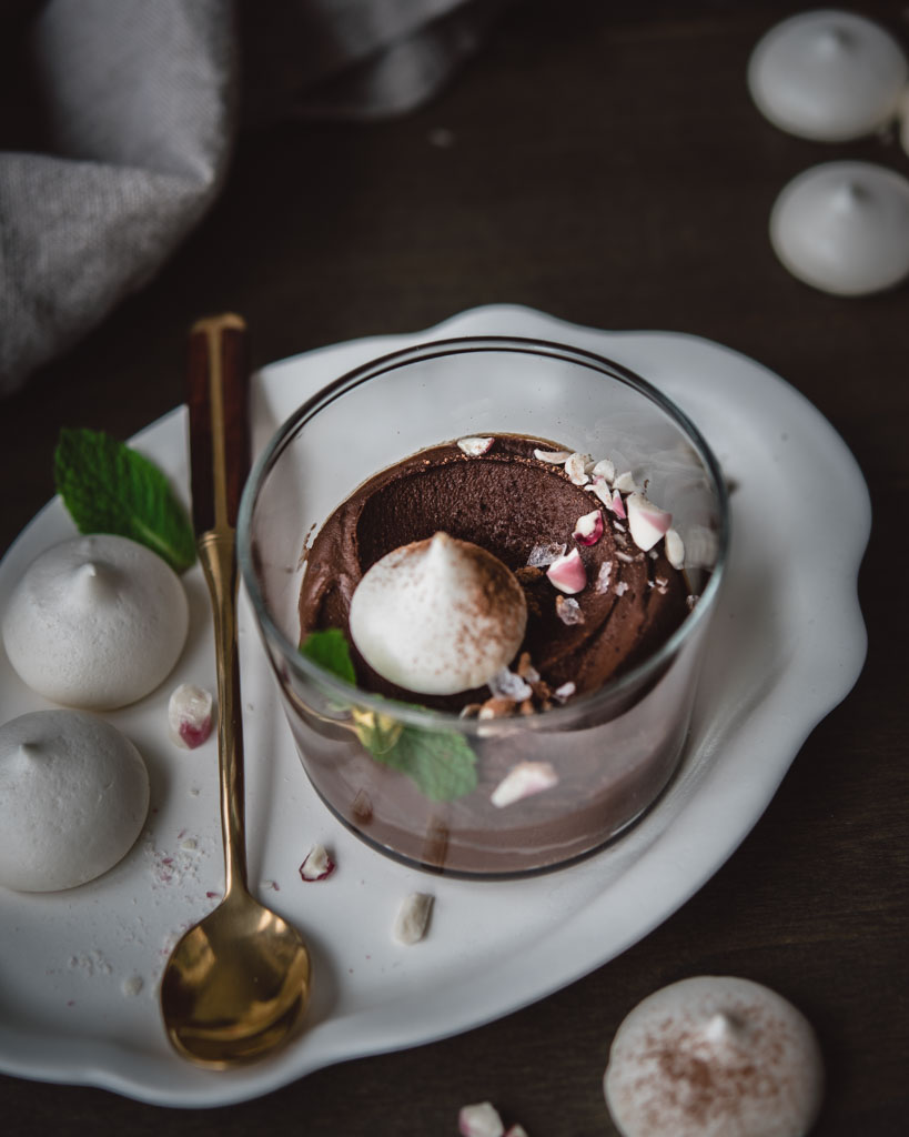 Peppermint Chocolate Mousse With Peppermint Meringue Kisses Dairy Free Vegan Egg Free Refined Sugar Free Saltnpepperhere