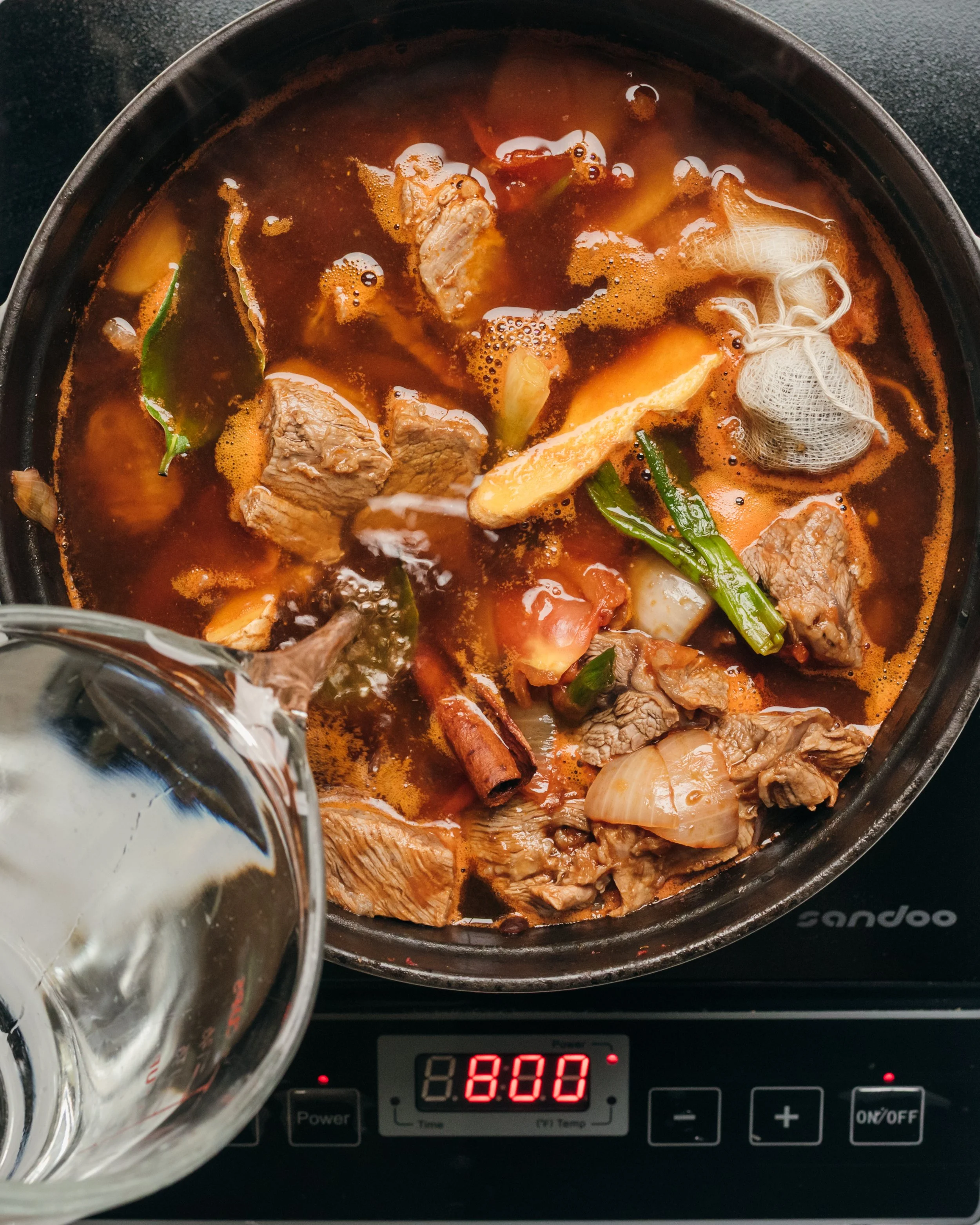 Taiwanese Beef Noodles_95-5120.jpg