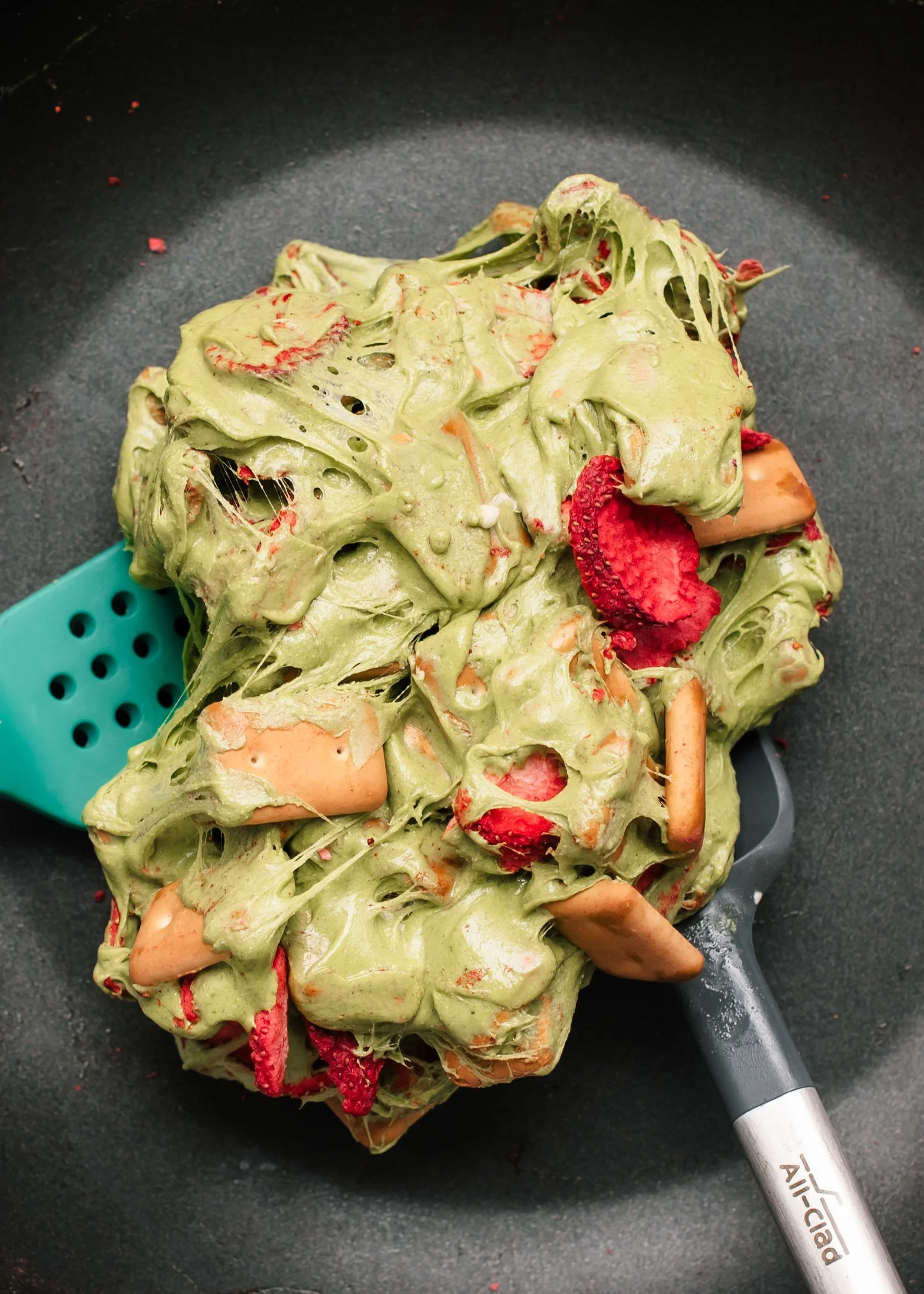 Snowflake Crisps_90-8304.jpg